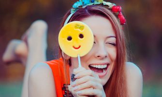 WHOA! This emoji quiz will reveal your perfect summer holiday 🔮