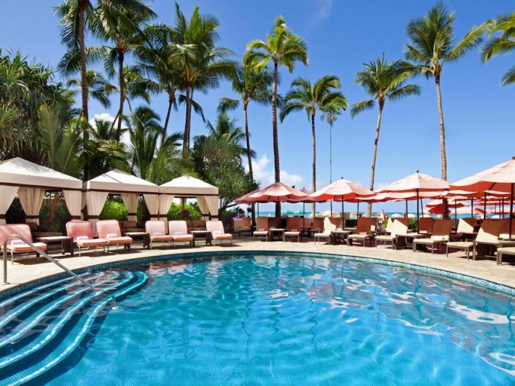 https://lastminute-media.s3.us-east-2.amazonaws.com/vc/blog/wp-content/uploads/2019/10/14161040/adults-hotels-feature-1050x788.jpg